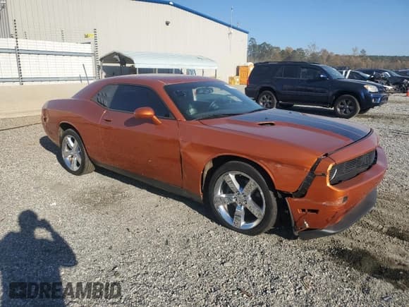 ✅ 2011 Dodge Challenger • VIN: 2B3CJ4DG1BH586071 • Лот: 90857945. Опубликован ранее на Copart с пробегом 190 194 миль. Бесплатный доступ к архиву аукционных продаж из США и подробный отчёт об истории автомобиля на DreamBid. Изображение 4.