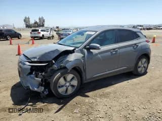 ✅ 2019 Hyundai Kona Limited • VIN: KM8K33AG2KU047115 • Лот: 53814454. Опубликован ранее на Copart с пробегом 36 778 миль. Бесплатный доступ к архиву аукционных продаж из США и подробный отчёт об истории автомобиля на DreamBid. Изображение 1.