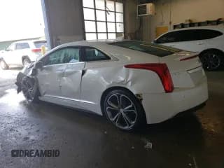 ✅ 2016 Cadillac ELR • VIN: 1G6RM1E46GU125376 • Lot: 62681993. Wystawiony na Copart z przebiegiem 37 581 mil. Bezpłatny archiwum sprzedaży aukcyjnych z USA i szczegółowy raport historii pojazdu na DreamBid. Zdjęcie 2.