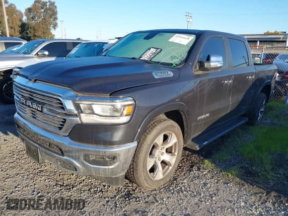 2020 Ram 1500 Laramie с VIN 1C6RREJT3LN193309, выставлен на аукционе IAAI как лот 41511628 с пробегом 67 978 миль миль и . История ставок и продаж доступна на DreamBid. Изображение 2.