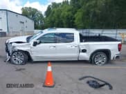 ✅ 2021 GMC Sierra 1500 Denali • VIN: 3GTU9FEL0MG255150 • Lot: 43060209. Wystawiony na IAAI z przebiegiem 56 711 mil. Bezpłatny archiwum sprzedaży aukcyjnych z USA i szczegółowy raport historii pojazdu na DreamBid. Zdjęcie 15.