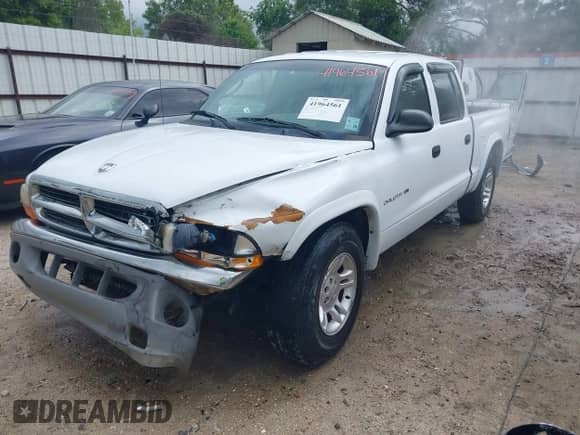 ✅ 2000 Dodge Dakota Sport • VIN: 1B7GL2AN4YS691223 • Лот: 41964561. Размещён на IAAI с пробегом 169 936 миль миль. Получите бесплатный доступ к архиву аукционных продаж из США и посмотрите подробный отчёт об истории автомобиля на DreamBid. Изображение 17.