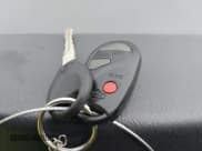 ✅ 2001 Nissan Frontier XE • VIN: 1N6ED27T71C358568 • Lot: 43778210. Wystawiony na IAAI z przebiegiem 200 318 mil. Bezpłatny archiwum sprzedaży aukcyjnych z USA i szczegółowy raport historii pojazdu na DreamBid. Zdjęcie 11.