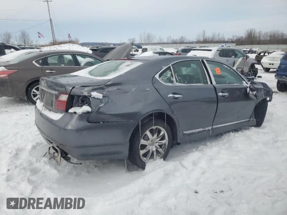 ✅ 2012 Lexus LS 460 • VIN: JTHCL5EF0C5013724 • Lot: 45114295. Listed on Copart with Not provided. Free auction sales archive from the USA and detailed vehicle history report at DreamBid. Image 3.