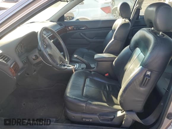 ✅ 1998 Acura CL Premium • VIN: 19UYA3253WL002649 • Lot: 87908805. Listed on Copart with 179,922 mi. Free auction sales archive from the USA and detailed vehicle history report at DreamBid. Image 7.
