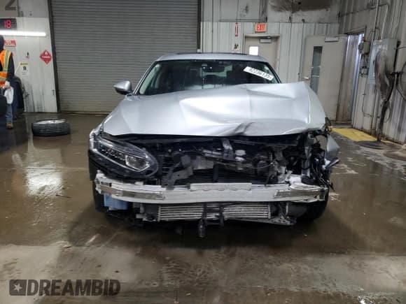 ✅ 2019 Honda Accord EX-L • VIN: 1HGCV1F58KA148922 • Лот: 92236135. Опубликован ранее на Copart с пробегом 71 332 миль. Бесплатный доступ к архиву аукционных продаж из США и подробный отчёт об истории автомобиля на DreamBid. Изображение 5.