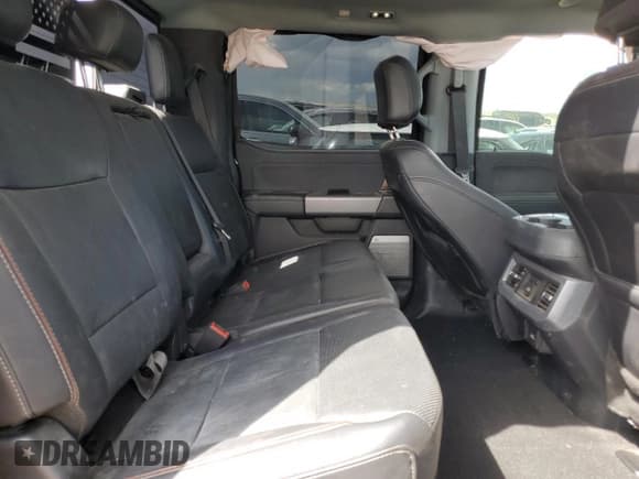 ✅ 2024 Ford F-350 XL • VIN: 1FT8W3DT5REE09280 • Лот: 54556775. Опубликован ранее на Copart с пробегом 28 605 миль. Бесплатный доступ к архиву аукционных продаж из США и подробный отчёт об истории автомобиля на DreamBid. Изображение 10.