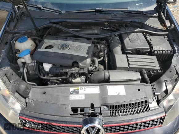 ✅ 2014 Volkswagen Golf GTI Wolfsburg Edition • VIN: WVWHD7AJ6EW007031 • Lot: 80905605. Wystawiony na Copart z przebiegiem 118 477 mil. Bezpłatny archiwum sprzedaży aukcyjnych z USA i szczegółowy raport historii pojazdu na DreamBid. Zdjęcie 11.