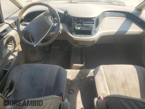 ✅ 1996 Toyota Previa • VIN: JT3GK12M0T1240490 • Лот: 62648705. Опубликован ранее на Copart с пробегом 243 289 миль. Бесплатный доступ к архиву аукционных продаж из США и подробный отчёт об истории автомобиля на DreamBid. Изображение 8.