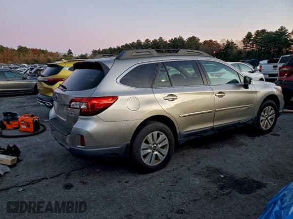 ✅ 2015 Subaru Outback Premium • VIN: 4S4BSACC5F3349866 • Lot: 93681955. Listed on Copart with 215,883 mi. Free auction sales archive from the USA and detailed vehicle history report at DreamBid. Image 3.