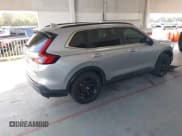 ✅ 2025 Honda CR-V Sport-L • VIN: 5J6RS5H80SL001167 • Lot: 43382315. Listed on IAAI with 21,935 mi. Free auction sales archive from the USA and detailed vehicle history report at DreamBid. Image 4.