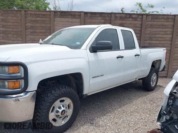 ✅ 2016 Chevrolet Silverado 2500HD Work Truck • VIN: 1GC2KUEGXGZ237228 • Lot: 42282539. Wystawiony na IAAI z przebiegiem 161 478 mil. Bezpłatny archiwum sprzedaży aukcyjnych z USA i szczegółowy raport historii pojazdu na DreamBid. Zdjęcie 14.