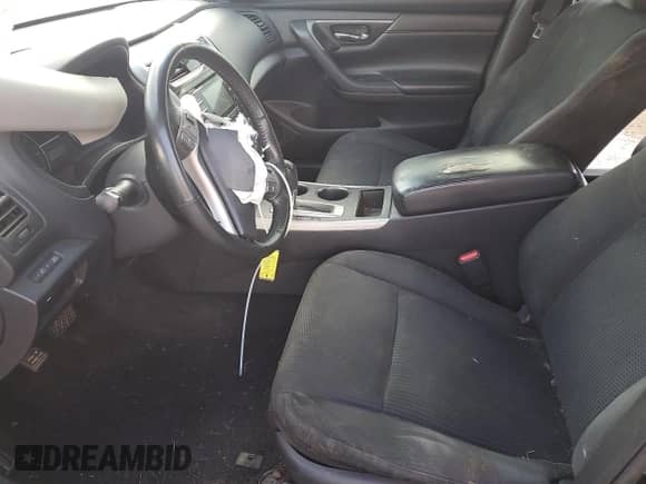 2015 Nissan Altima SV с VIN 1N4AL3AP2FC264925, выставлен на аукционе Copart как лот 68580975 с пробегом 135 928 миль миль и Списание • Salvage title. История ставок и продаж доступна на DreamBid. Изображение 7.