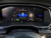 ✅ 2024 Volkswagen Jetta SE • VIN: 3VW7M7BU6RM050159 • Lot: 90119255. Wystawiony na Copart z przebiegiem 44 097 mil. Bezpłatny archiwum sprzedaży aukcyjnych z USA i szczegółowy raport historii pojazdu na DreamBid. Zdjęcie 9.