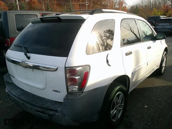 ✅ 2005 Chevrolet Equinox LS • VIN: 2CNDL23F356192884 • Lot: 43661738. Wystawiony na IAAI z przebiegiem 120 271 mil. Bezpłatny archiwum sprzedaży aukcyjnych z USA i szczegółowy raport historii pojazdu na DreamBid. Zdjęcie 16.