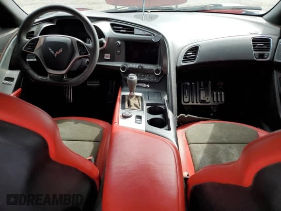 ✅ 2017 Chevrolet Corvette Grand Sport 2LT • VIN: 1G1YY2D74H5119854 • Лот: 54144325. Опубликован ранее на Copart с пробегом 98 008 миль. Бесплатный доступ к архиву аукционных продаж из США и подробный отчёт об истории автомобиля на DreamBid. Изображение 8.