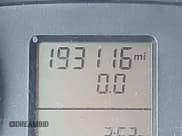 ✅ 2010 Mercedes-Benz Sprinter Cargo • VIN: WD3PE7CC0A5496785 • Lot: 42786272. Wystawiony na IAAI z przebiegiem 193 116 mil. Bezpłatny archiwum sprzedaży aukcyjnych z USA i szczegółowy raport historii pojazdu na DreamBid. Zdjęcie 15.