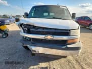 ✅ 2013 Chevrolet Express Passenger LT • VIN: 1GAZG1FG5D1159201 • Lot: 61184385. Listed on Copart with 198,123 mi. Free auction sales archive from the USA and detailed vehicle history report at DreamBid. Image 5.