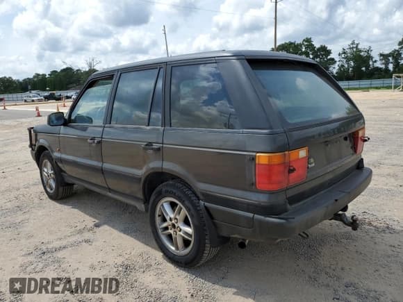 ✅ 1999 Land Rover Range Rover • VIN: SALPV1442XA426711 • Lot: 57434985. Listed on Copart with 253,151 mi. Free auction sales archive from the USA and detailed vehicle history report at DreamBid. Image 2.