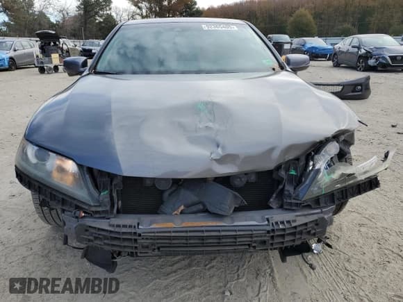 ✅ 2015 Honda Accord EX-L • VIN: 1HGCT1B82FA005900 • Лот: 92365405. Опубликован ранее на Copart с пробегом 166 704 миль. Бесплатный доступ к архиву аукционных продаж из США и подробный отчёт об истории автомобиля на DreamBid. Изображение 5.