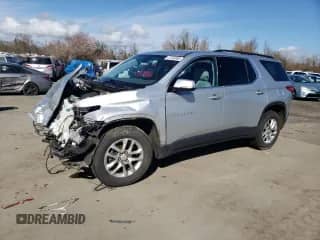 2019 Chevrolet Traverse LT Cloth z VIN 1GNEVMKW6KJ147265, wystawiony jako Copart lot #47704265 z przebiegiem 121 281 mil mil oraz Szkoda całkowita • Salvage title. Historia ofert i sprzedaży dostępna na DreamBid. Obrazek 1.