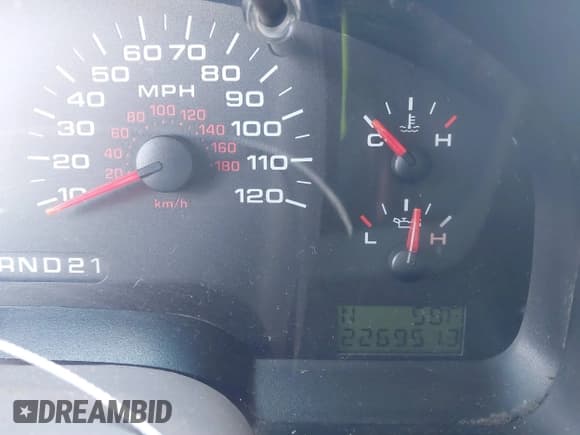 ✅ 2008 Ford F-150 XL • VIN: 1FTRW12W28FB36278 • Lot: 41261436. Listed on IAAI with 226,951 mi. Free auction sales archive from the USA and detailed vehicle history report at DreamBid. Image 7.