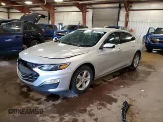 2020 Chevrolet Malibu LS z VIN 1G1ZC5ST8LF112204, wystawiony jako Copart lot #84947715 z przebiegiem 113 975 mil mil oraz Nie do naprawy • Non repairable. Historia ofert i sprzedaży dostępna na DreamBid. Obrazek 1.