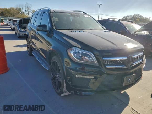 ✅ 2014 Mercedes-Benz GL 550 • VIN: 4JGDF7DE5EA350171 • Lot: 92241225. Listed on Copart with 115,625 mi. Free auction sales archive from the USA and detailed vehicle history report at DreamBid. Image 4.