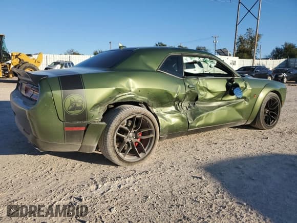 ✅ 2019 Dodge Challenger R/T Scat Pack • VIN: 2C3CDZFJXKH570676 • Lot: 74792273. Wystawiony na Copart z przebiegiem 43 338 mil. Bezpłatny archiwum sprzedaży aukcyjnych z USA i szczegółowy raport historii pojazdu na DreamBid. Zdjęcie 3.