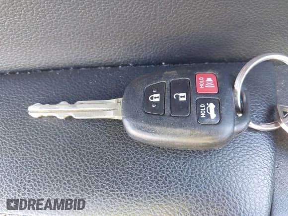 ✅ 2015 Toyota Corolla L • VIN: 2T1BURHE9FC362540 • Лот: 43351714. Опубликован ранее на IAAI с пробегом 193 784 миль. Бесплатный доступ к архиву аукционных продаж из США и подробный отчёт об истории автомобиля на DreamBid. Изображение 11.