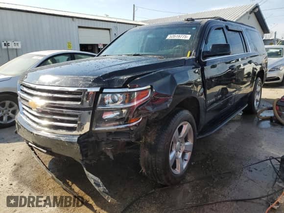 2018 Chevrolet Suburban LS with VIN 1GNSKGKC2JR400116, listed as a Copart auction lot 53519775 with 127,256 mi miles and Clean title. Bid and sale history available at DreamBid. Image 1.