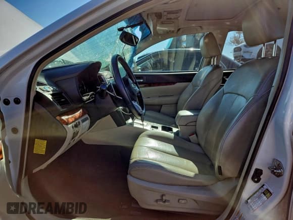 ✅ 2011 Subaru Legacy Limited Power Moon • VIN: 4S3BMBK68B3256205 • Lot: 92950675. Wystawiony na Copart z przebiegiem 177 461 mil. Bezpłatny archiwum sprzedaży aukcyjnych z USA i szczegółowy raport historii pojazdu na DreamBid. Zdjęcie 7.