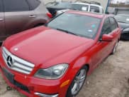 ✅ 2013 Mercedes-Benz C 250 Sport • VIN: WDDGF4HBXDR263873 • Lot: 41266862. Wystawiony na IAAI z przebiegiem 112 861 mil. Bezpłatny archiwum sprzedaży aukcyjnych z USA i szczegółowy raport historii pojazdu na DreamBid. Zdjęcie 2.