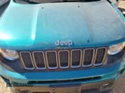 ✅ 2022 Jeep Renegade Latitude • VIN: ZACNJDB1XNPN92005 • Lot: 91638205. Wystawiony na Copart z przebiegiem Nie podano. Bezpłatny archiwum sprzedaży aukcyjnych z USA i szczegółowy raport historii pojazdu na DreamBid. Zdjęcie 11.