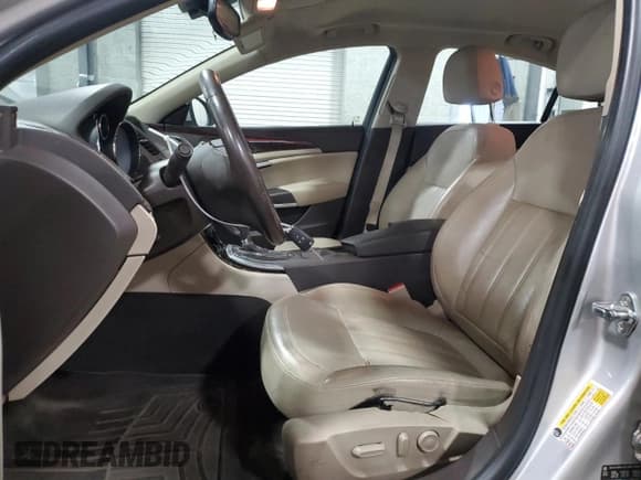 ✅ 2011 Buick Regal CXL RL1 • VIN: W04GN5EC8B1026532 • Лот: 70309605. Опубликован ранее на Copart с пробегом 135 598 миль. Бесплатный доступ к архиву аукционных продаж из США и подробный отчёт об истории автомобиля на DreamBid. Изображение 7.