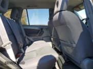 ✅ 2001 Toyota RAV4 • VIN: JTEHH20V016011030 • Лот: 87258155. Опубликован ранее на Copart с пробегом 198 110 миль. Бесплатный доступ к архиву аукционных продаж из США и подробный отчёт об истории автомобиля на DreamBid. Изображение 11.