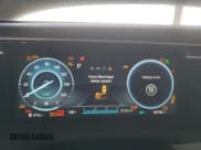 ✅ 2023 Hyundai Tucson Limited • VIN: KM8JECA16PU101055 • Lot: 74930904. Wystawiony na Copart z przebiegiem 35 758 mil. Bezpłatny archiwum sprzedaży aukcyjnych z USA i szczegółowy raport historii pojazdu na DreamBid. Zdjęcie 9.