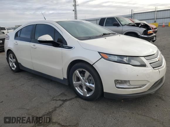 ✅ 2014 Chevrolet Volt • VIN: 1G1RF6E46EU146741 • Lot: 78721474. Wystawiony na Copart z przebiegiem 141 141 mil. Bezpłatny archiwum sprzedaży aukcyjnych z USA i szczegółowy raport historii pojazdu na DreamBid. Zdjęcie 4.