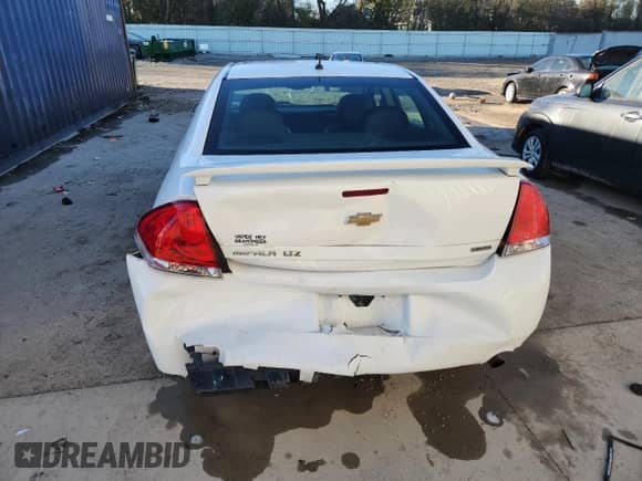 ✅ 2015 Chevrolet Impala LTZ • VIN: 2G1WC5E32F1109955 • Lot: 85404245. Listed on Copart with 113,683 mi. Free auction sales archive from the USA and detailed vehicle history report at DreamBid. Image 6.