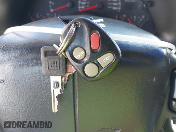 ✅ 2000 Chevrolet Camaro Z28 • VIN: 2G1FP22G9Y2126484 • Lot: 42653735. Wystawiony na IAAI z przebiegiem 80 581 mil. Bezpłatny archiwum sprzedaży aukcyjnych z USA i szczegółowy raport historii pojazdu na DreamBid. Zdjęcie 11.