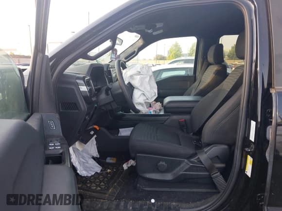 ✅ 2023 Ford F-150 XL • VIN: 1FTEW1CP2PKF81261 • Lot: 42728946. Listed on IAAI with 30,787 mi. Free auction sales archive from the USA and detailed vehicle history report at DreamBid. Image 5.