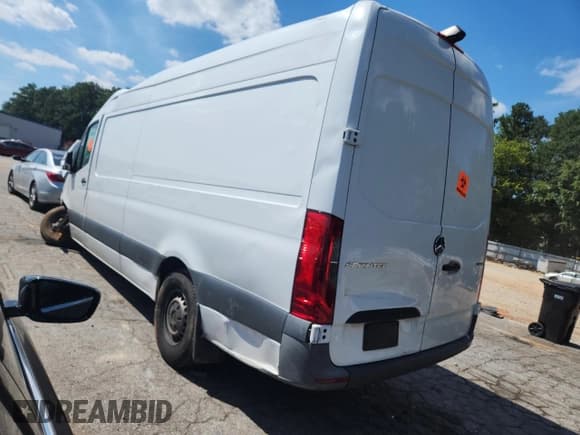 ✅ 2021 Mercedes-Benz Sprinter Cargo • VIN: W1Y4ECHY8MT069503 • Lot: 70685045. Listed on Copart with Not provided. Free auction sales archive from the USA and detailed vehicle history report at DreamBid. Image 2.