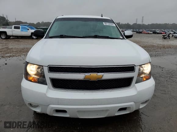 ✅ 2012 Chevrolet Suburban LT • VIN: 1GNSCJE08CR187736 • Lot: 80132604. Wystawiony na Copart z przebiegiem 179 578 mil. Bezpłatny archiwum sprzedaży aukcyjnych z USA i szczegółowy raport historii pojazdu na DreamBid. Zdjęcie 5.