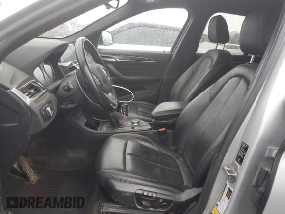 ✅ 2018 BMW X1 xDrive28i • VIN: WBXHT3C3XJ3H32854 • Lot: 91694855. Listed on Copart with 69,683 mi. Free auction sales archive from the USA and detailed vehicle history report at DreamBid. Image 7.