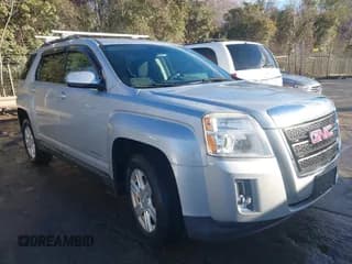 ✅ 2014 GMC Terrain SLE • VIN: 2GKALREK1E6328881 • Lot: 43921298. Wystawiony na IAAI z przebiegiem 118 307 mil. Bezpłatny archiwum sprzedaży aukcyjnych z USA i szczegółowy raport historii pojazdu na DreamBid. Zdjęcie 1.
