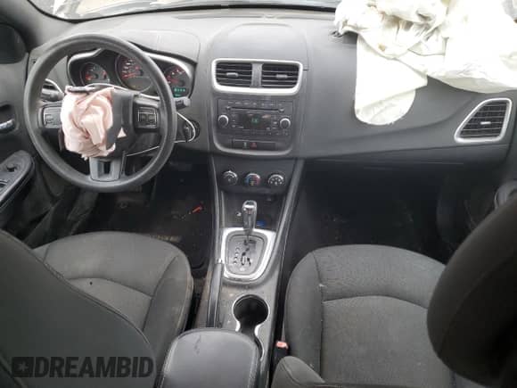 2013 Dodge Avenger SE V6 z VIN 1C3CDZAG7DN582466, wystawiony jako Copart lot #70787604 z przebiegiem 171 846 mil mil oraz Szkoda całkowita • Salvage title. Historia ofert i sprzedaży dostępna na DreamBid. Obrazek 8.