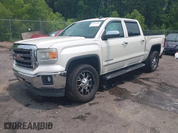 ✅ 2015 GMC Sierra 1500 SLT • VIN: 3GTU2VEC5FG136592 • Lot: 42375904. Listed on IAAI with 183,413 mi. Free auction sales archive from the USA and detailed vehicle history report at DreamBid. Image 19.