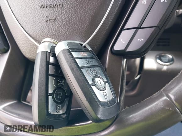 ✅ 2021 Ford Expedition Max Limited • VIN: 1FMJK1KT8MEA09853 • Lot: 42179670. Listed on IAAI with 85,968 mi. Free auction sales archive from the USA and detailed vehicle history report at DreamBid. Image 11.