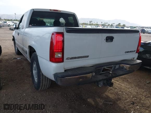 ✅ 2000 Chevrolet Silverado 1500 LT • VIN: 1GCEC19T5YZ155392 • Лот: 41255154. Опубликован ранее на IAAI с пробегом 272 056 миль. Бесплатный доступ к архиву аукционных продаж из США и подробный отчёт об истории автомобиля на DreamBid. Изображение 3.