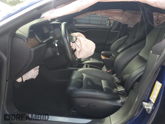 ✅ 2021 Tesla Model S Long Range Plus • VIN: 5YJSA1E24MF424231 • Lot: 81555505. Wystawiony na Copart z przebiegiem Nie podano. Bezpłatny archiwum sprzedaży aukcyjnych z USA i szczegółowy raport historii pojazdu na DreamBid. Zdjęcie 7.